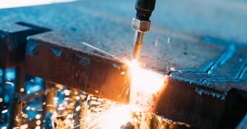 Stahlschneiden mit Sauerstoffplasma